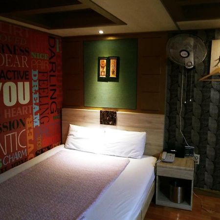 Umbrella Motel Сеул Экстерьер фото